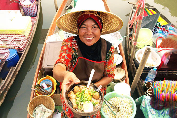 Must-Try Thai Dishes for First-Time Visitors in Thailand