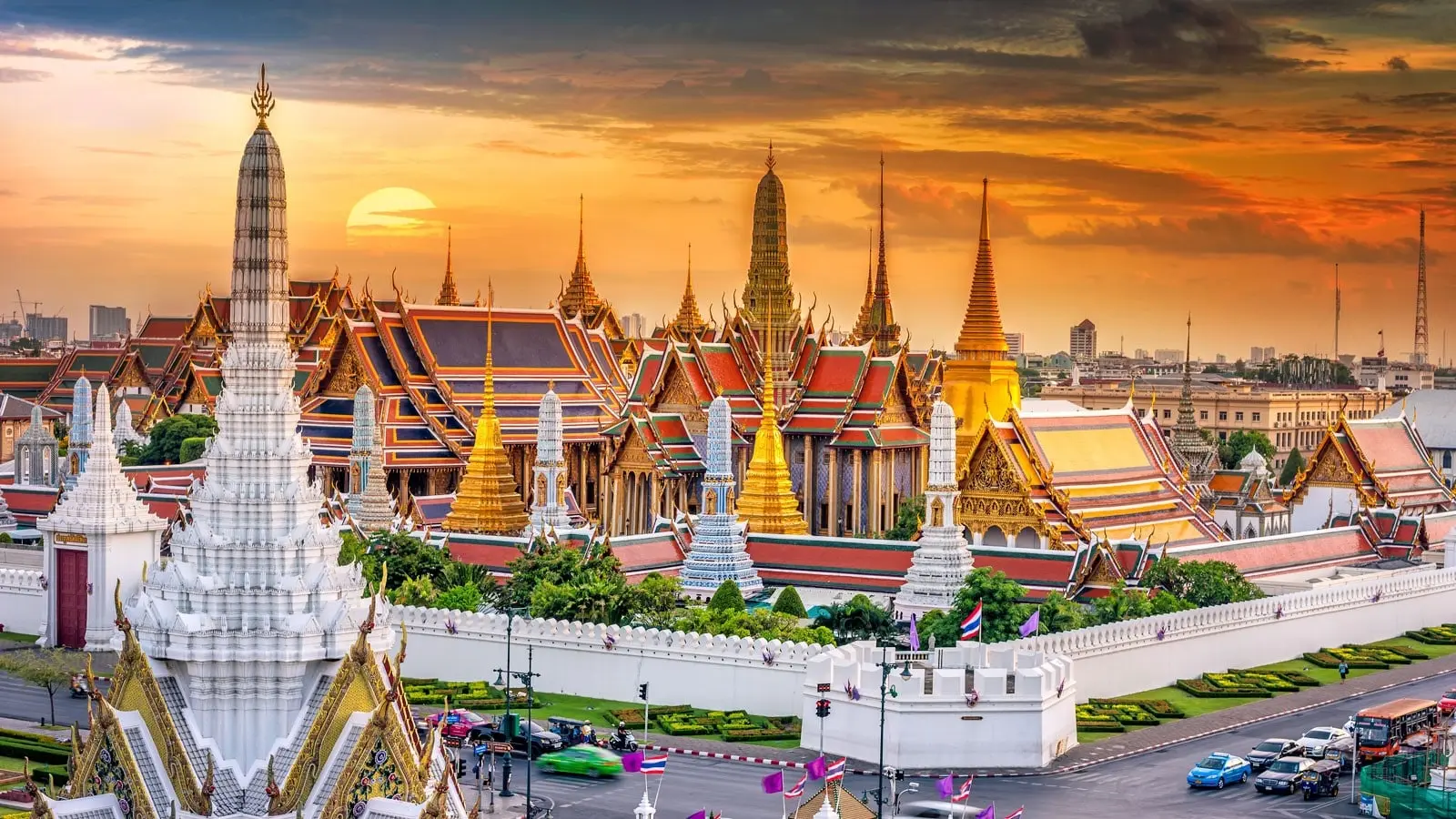 First-Time Visitor’s Guide to Thailand Essential Do’s & Don’ts