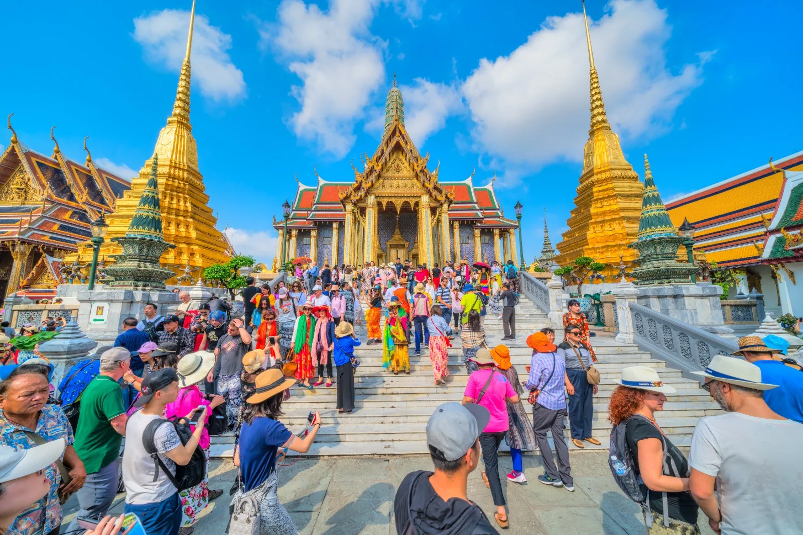 Thai Culture and Etiquette: Must-Know Rules for Tourists
