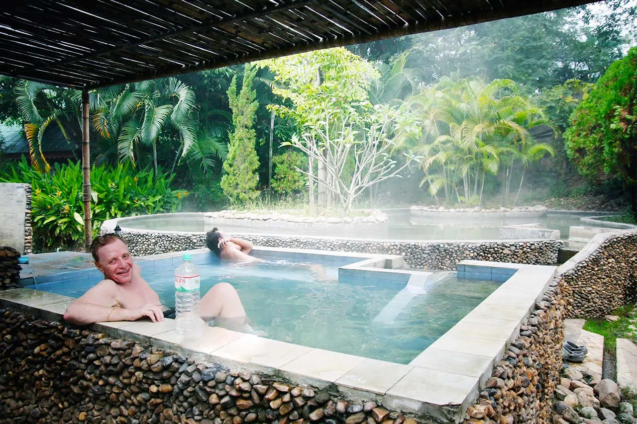 https://www.paihotspringssparesort.com/images/HotspringPools.jpg