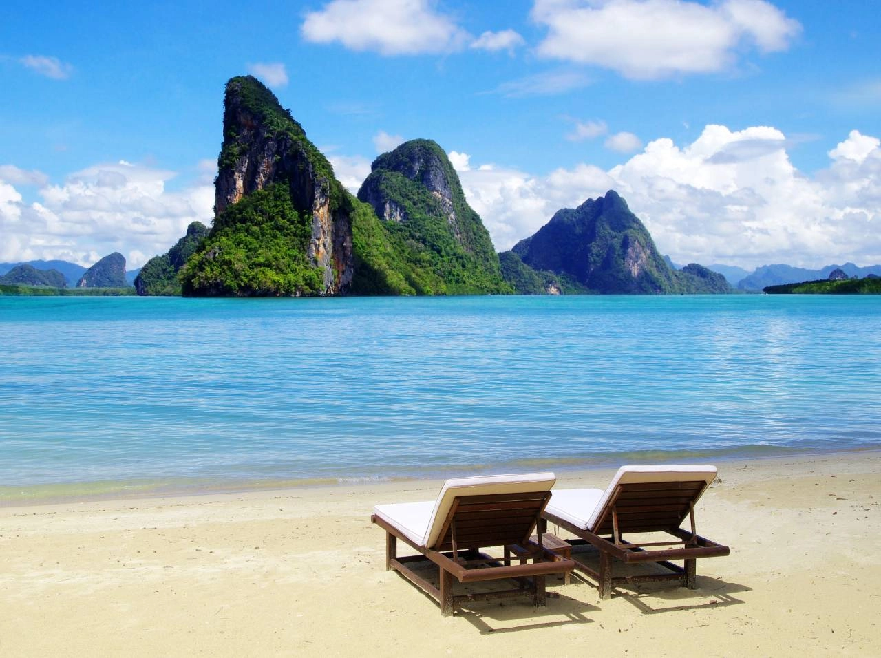 Krabi Travel Guide: Beaches, Culture & Adventure in Thailand