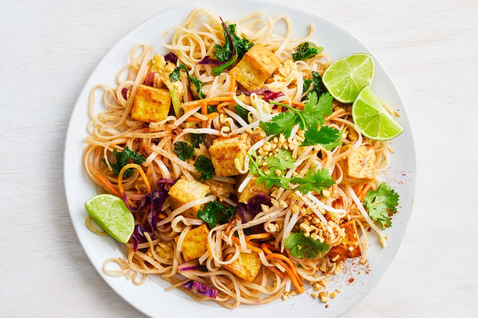 https://img.taste.com.au/z9EIVHJg/taste/2021/02/10-minute-vegetarian-pad-thai-168946-2.jpg