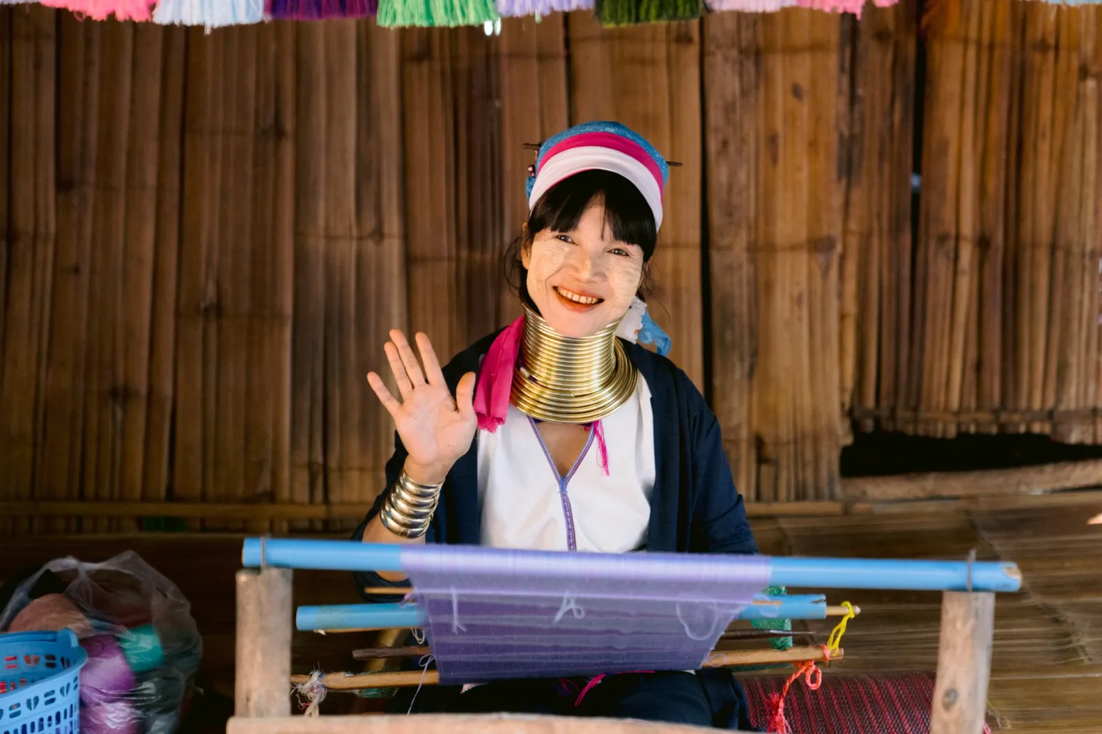 https://images.squarespace-cdn.com/content/v1/63ff291c8cf8fd1dab8e45bf/138343f9-a1f0-4bd1-90f5-3863eda470c9/longneck-karen-tribe-waves.jpg